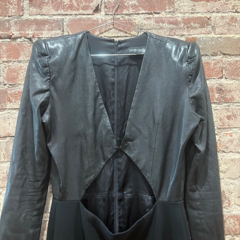 Sergio Hudson Leather Mixed Media Cutout Dress in Black‎ Size 10 - Picture 9 of 15